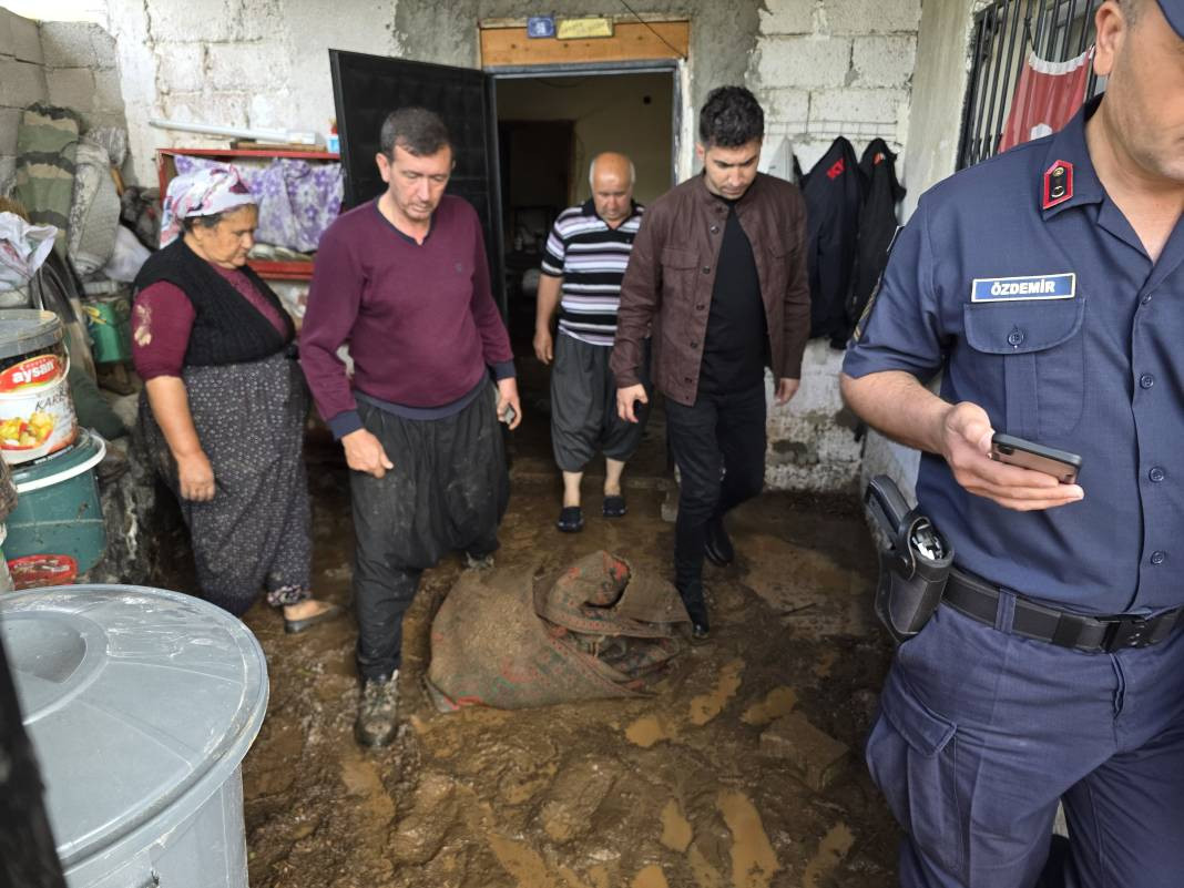 Burası Florida değil Adana. Saniye saniye görüntülendi - Resim: 10