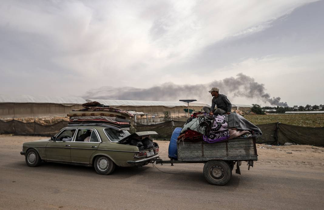 İsrail'in zorla yerinden ettiği Gazzeliler yine göç yolunda - Resim: 24