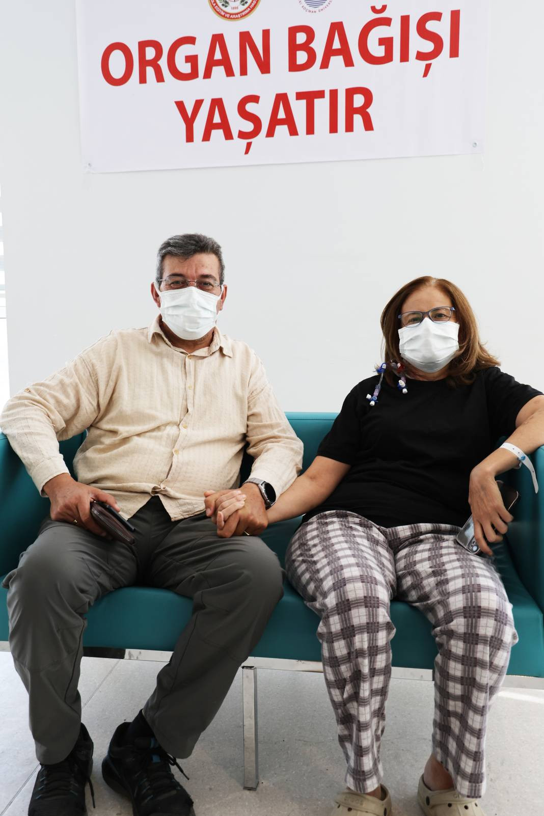 28 yıl önce sevgisini şimdi de böbreğini verdi - Resim: 1