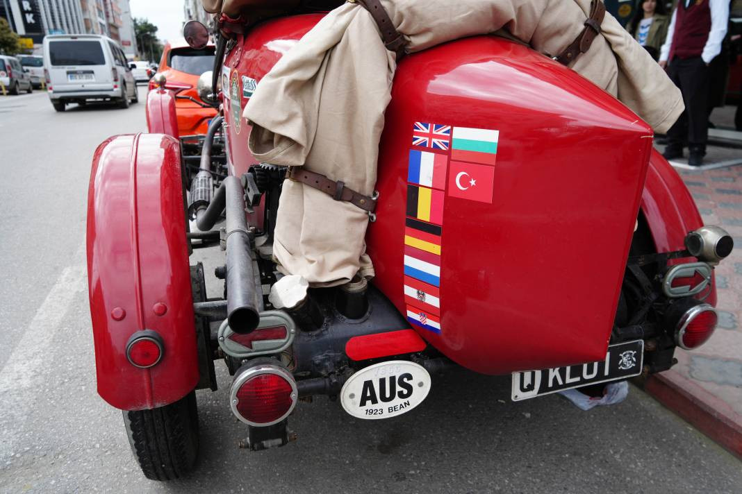 100 yaşındaki otomobille İngiltere'den Trabzon'a geldiler - Resim: 6