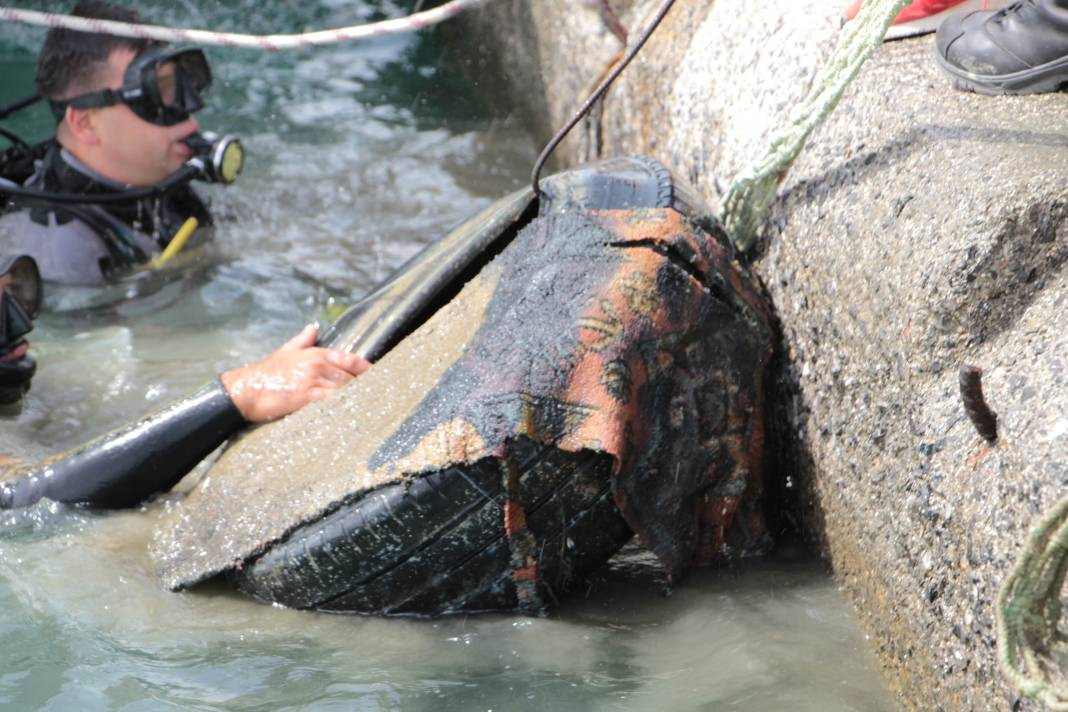 Akdeniz'den balık yerine her şey çıktı. İyi insanlar kötü insanların pisliklerini temizledi - Resim: 10