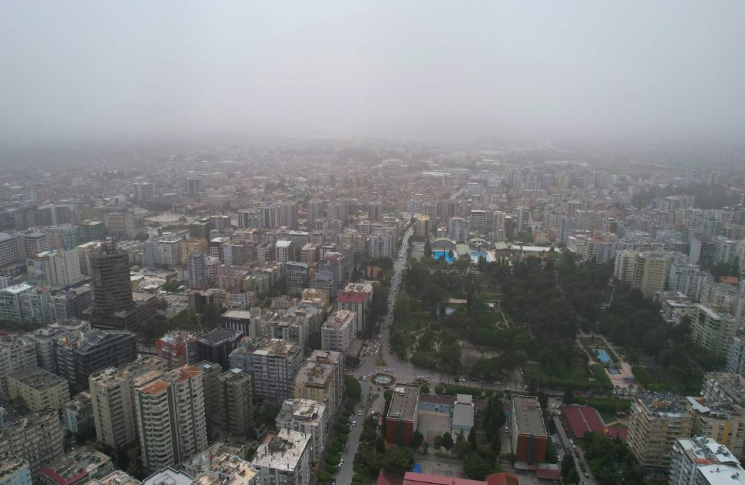 Adana'yı toz bulutları esir aldı! - Resim: 6