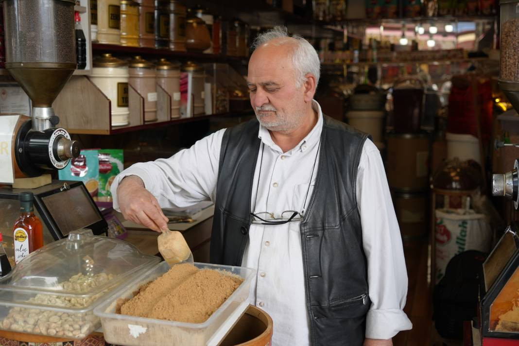 Birçok hastalığın şifası kilosu 200 TL'den gidiyor. Turistler tadını merak edip alıyor - Resim: 1