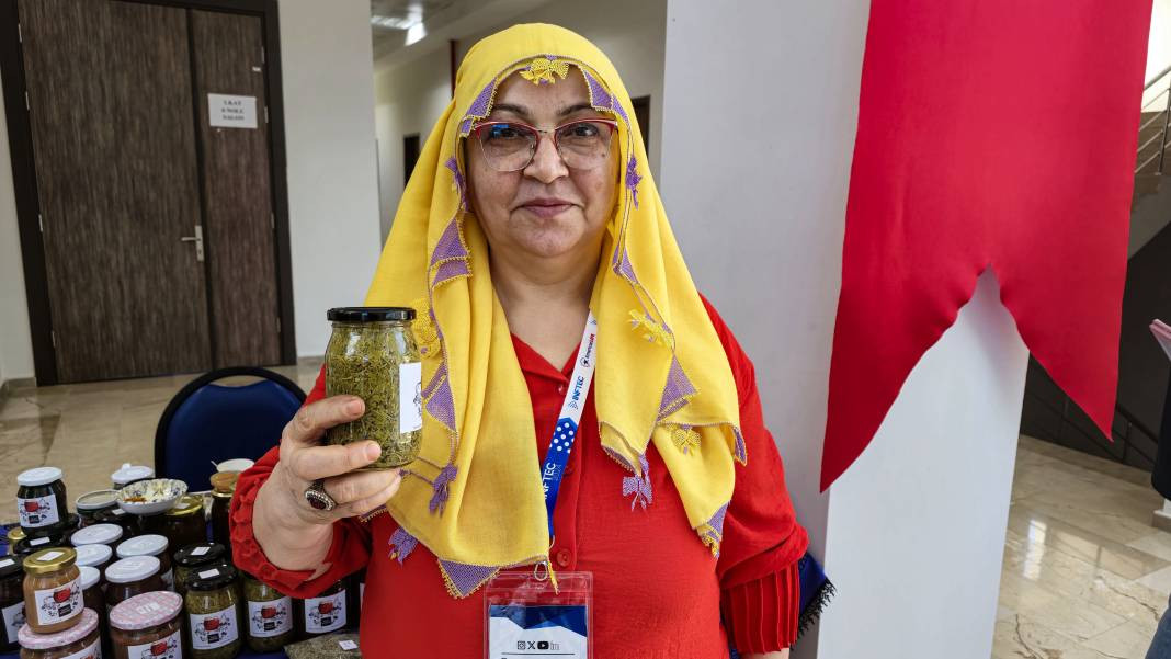 Her yerde kahve olarak tüketilirken o konservesini yapıyor. Birçok hastalığa iyi geliyor - Resim: 4