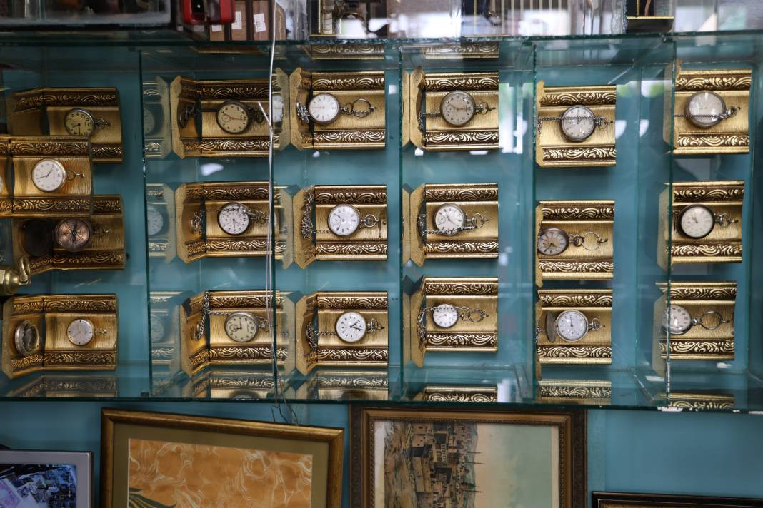 10 yıllık tutkusunu işe çevirdi! Tam bin 200 adetini görücüye çıkardı - Resim: 4