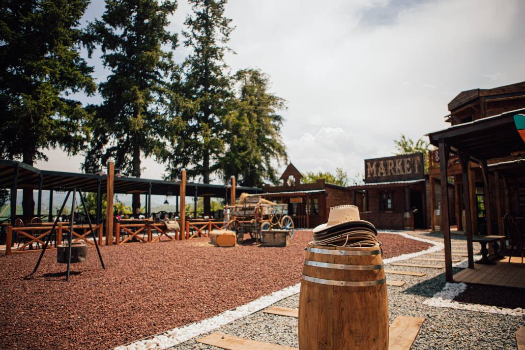 Teksas'ı Trabzon'a taşıdı. Şapkasını takan çocukluğuna dönüyor - Resim: 9