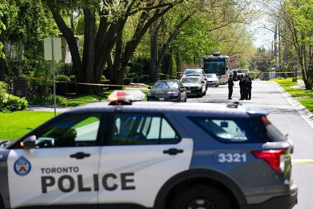 Ünlü rapçi Drake'in evine silahlı saldırı: Bir çalışanı vuruldu - Resim: 2