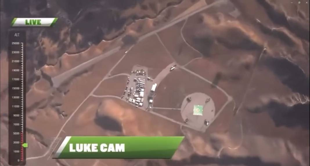 7620 metre yükseklikten atlayıp paraşütsüz yere indi. Tarihte uçuş ekipmanı olmadan atlayan ilk kişi - Resim: 3