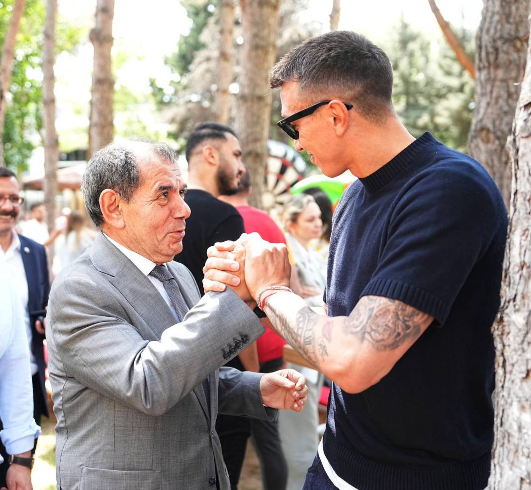 Galatasaray'da dev buluşma. Florya 'Fener ağlama' diye inledi - Resim: 6