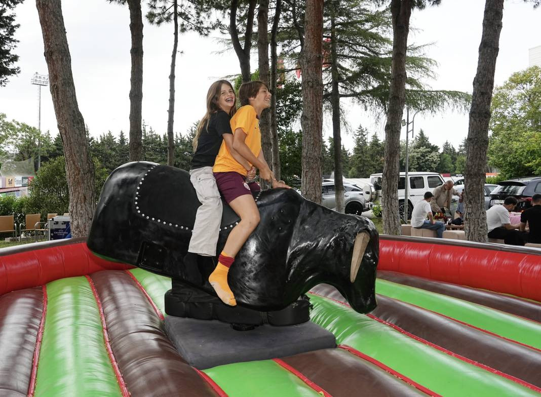 Galatasaray'da dev buluşma. Florya 'Fener ağlama' diye inledi - Resim: 9