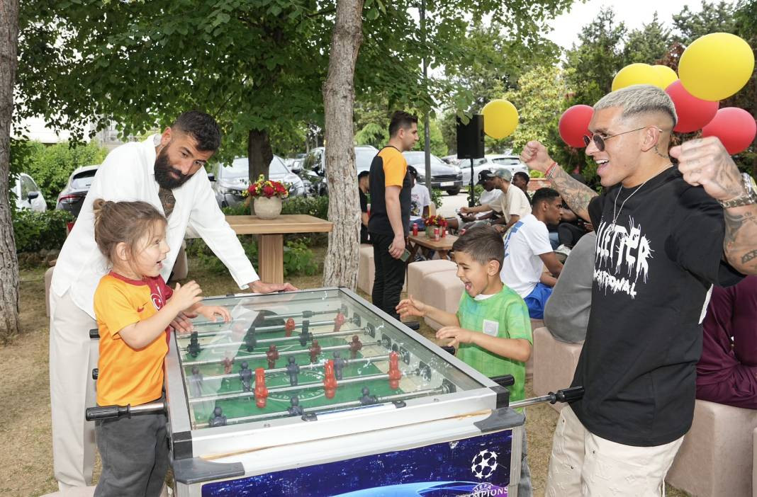 Galatasaray'da dev buluşma. Florya 'Fener ağlama' diye inledi - Resim: 10