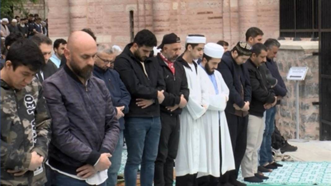 Kiliseden camiye çevrilen Kariye Camii’nde 79 yıl sonra ilk cuma namazı - Resim: 29