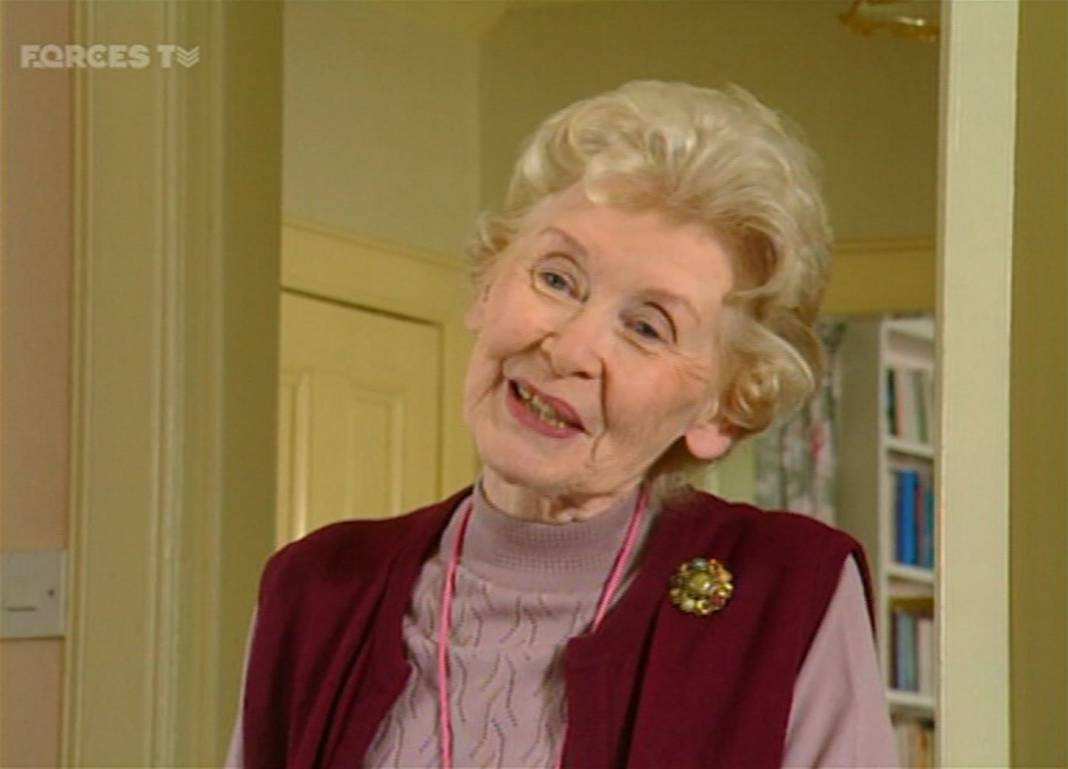 Emmy ödüllü oyuncu hayatını kaybetti - Resim: 6