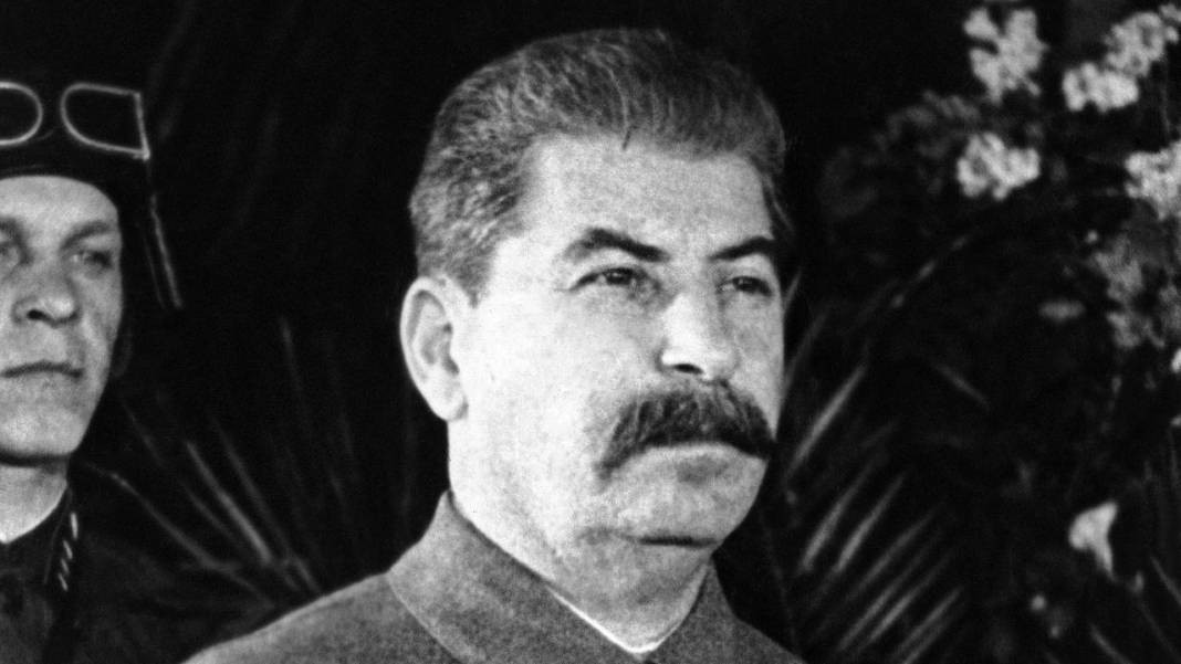Stalin bir gecede nasıl dindar oldu? - Resim: 9