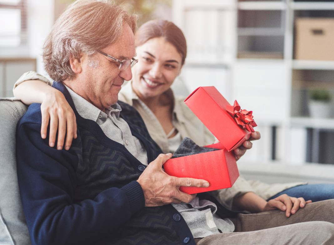 Babalar gününde hediye almak isteyip 'Ne alacağım' diye düşünmeye son. Beğenilme garantili o hediyeler - Resim: 2