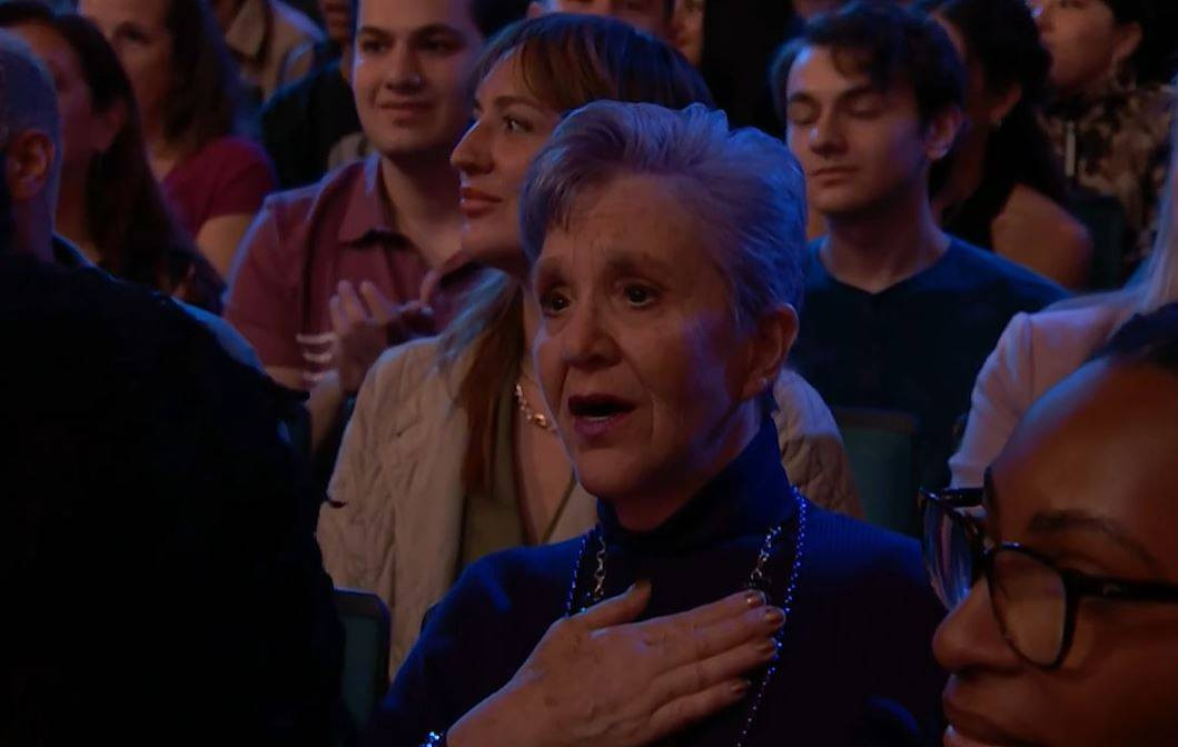 13 yaşındaki kızdan korkutan performans! Yarışmaya damgasını vurdu - Resim: 16