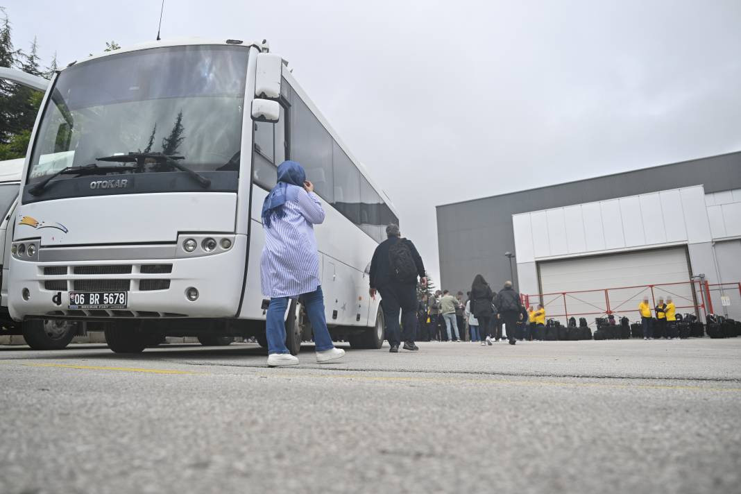 Dünyadan izole kapalı matbaa dönemi başladı, YKS kitapçıklarını hazırlayacaklar - Resim: 9