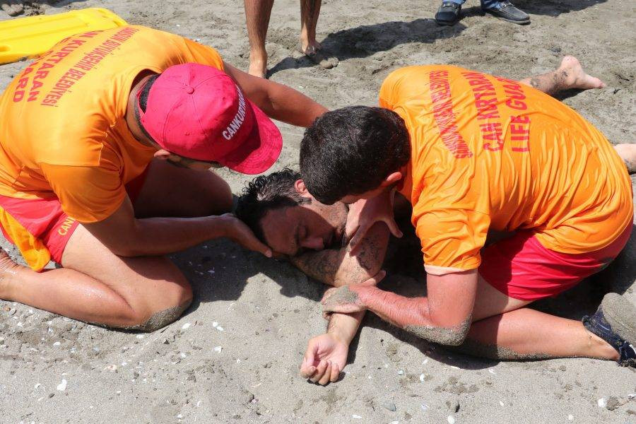 Hırçın Karadeniz'e önlem alındı. Geçen yıl 20 kişi ölmüştü - Resim: 7