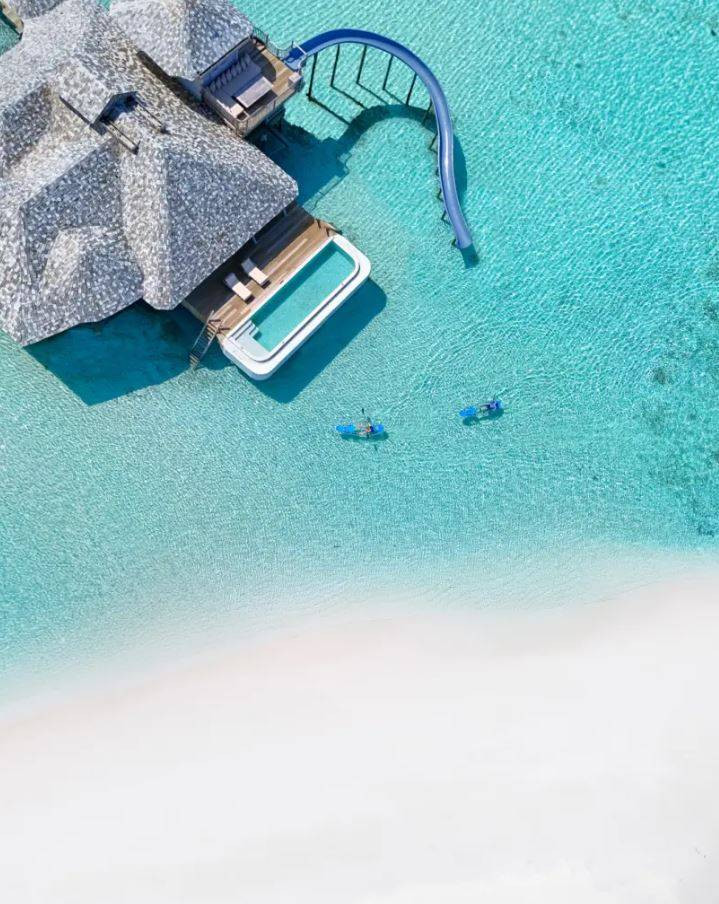 Ünlü çift geceliği 100 bin TL’lik villada kaldı. İçinde yok yok... - Resim: 12