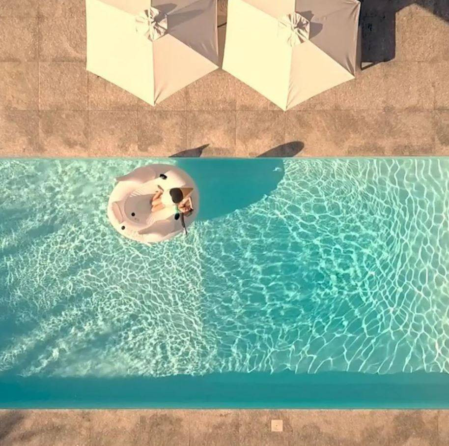 Ünlü çift geceliği 678 bin TL’lik otelde kaldı - Resim: 12