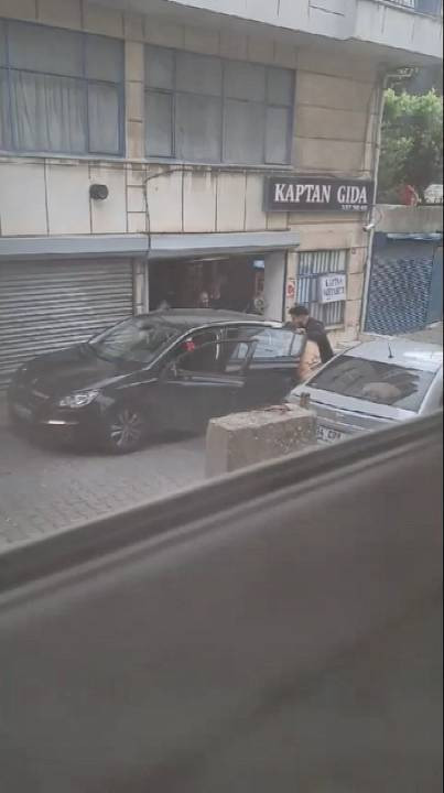 İstanbul'un göbeğinde böyle kaçırıldı Önce dövdüler sonra da gasp ettiler - Resim: 3