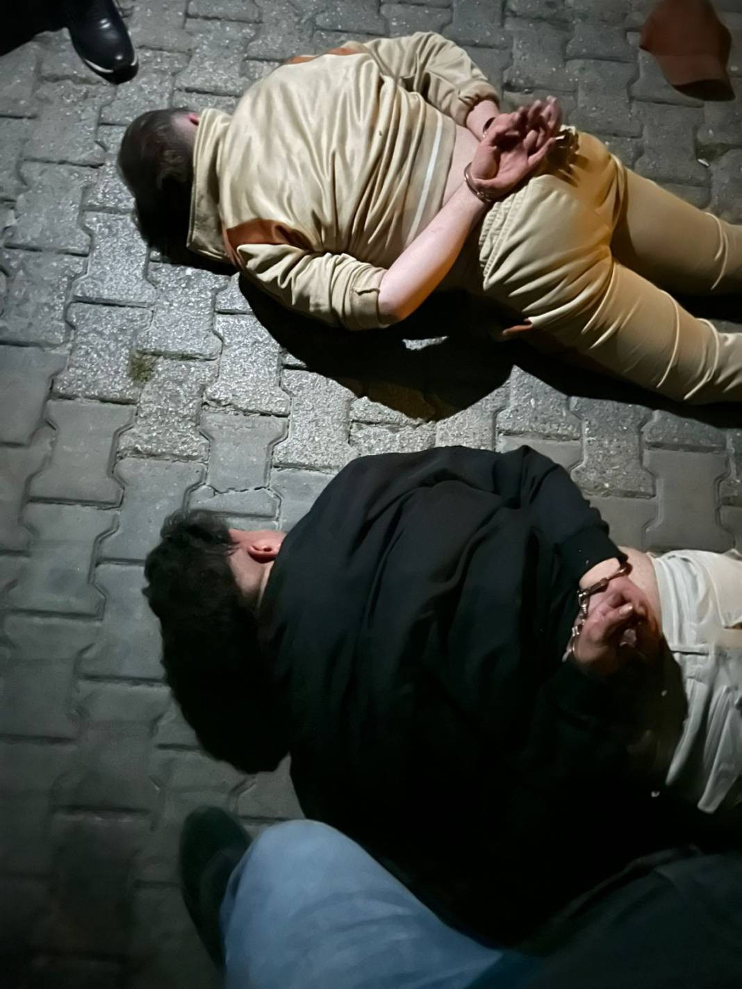 İstanbul'un göbeğinde böyle kaçırıldı Önce dövdüler sonra da gasp ettiler - Resim: 5