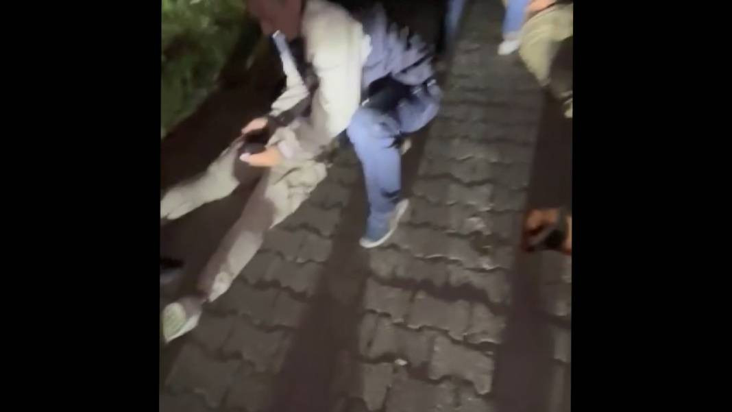 İstanbul'un göbeğinde böyle kaçırıldı Önce dövdüler sonra da gasp ettiler - Resim: 9