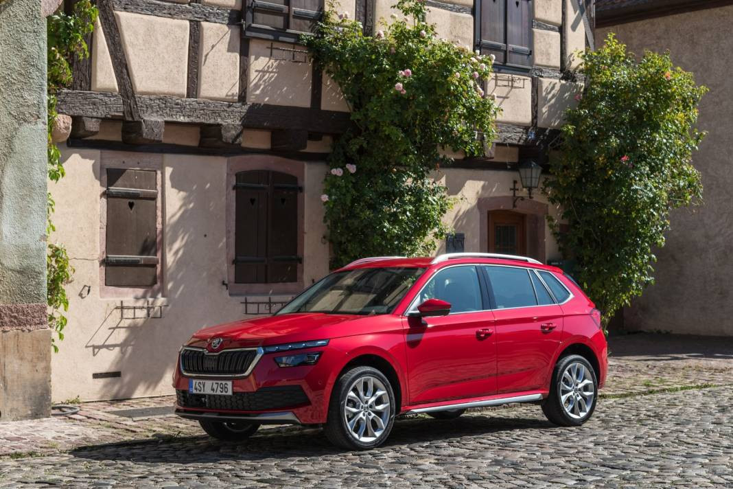 Fiat'tan bile daha ucuz! Türkiye'de fiyatı gören bayilere koştu - Resim: 1