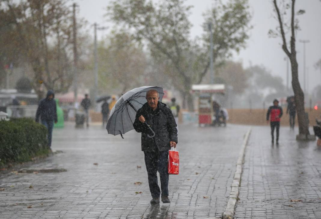 İstanbul dahil çok sayıda ili vuracak! Meteoroloji'den yeni uyarı geldi - Resim: 44
