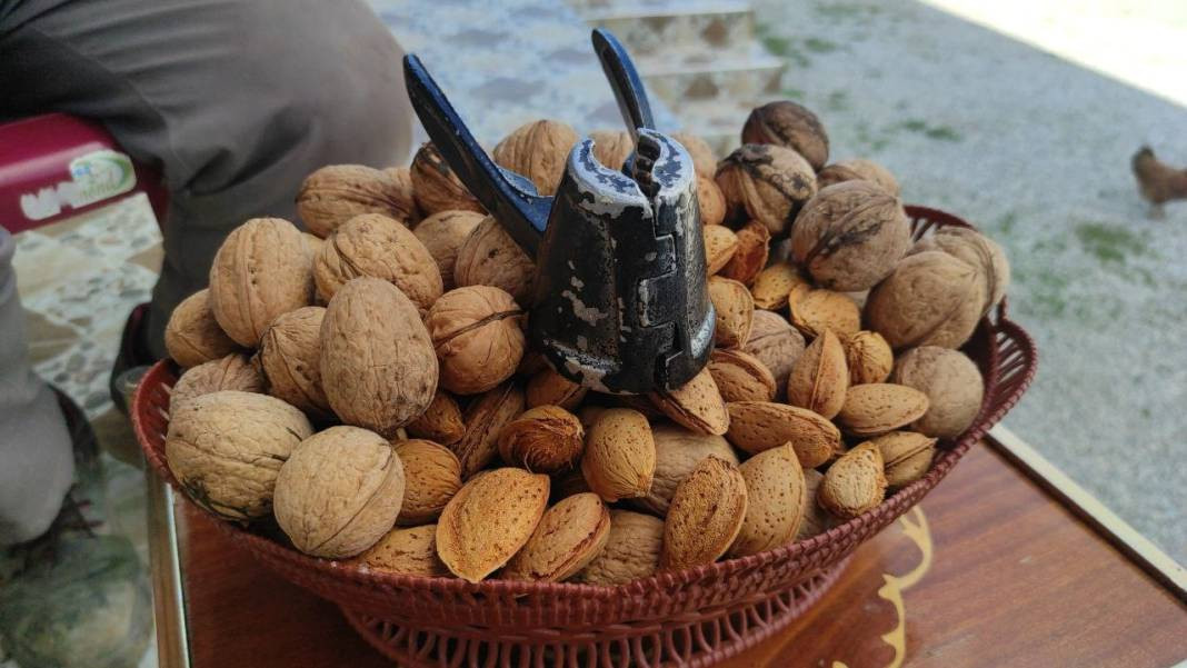 Tarlasına bunu ekince hayatı değişti. Herkese önerdi. Yapan köşeyi dönecek - Resim: 7