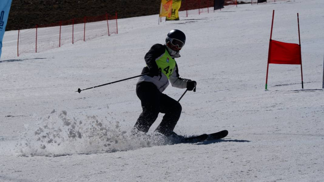 Haziran'da kayak keyfini doyasıya yaşadılar - Resim: 8