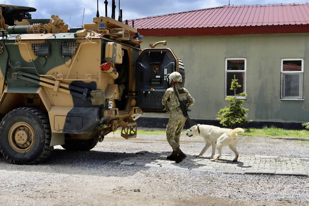 Mehmetçik bayramda da görev başında - Resim: 7
