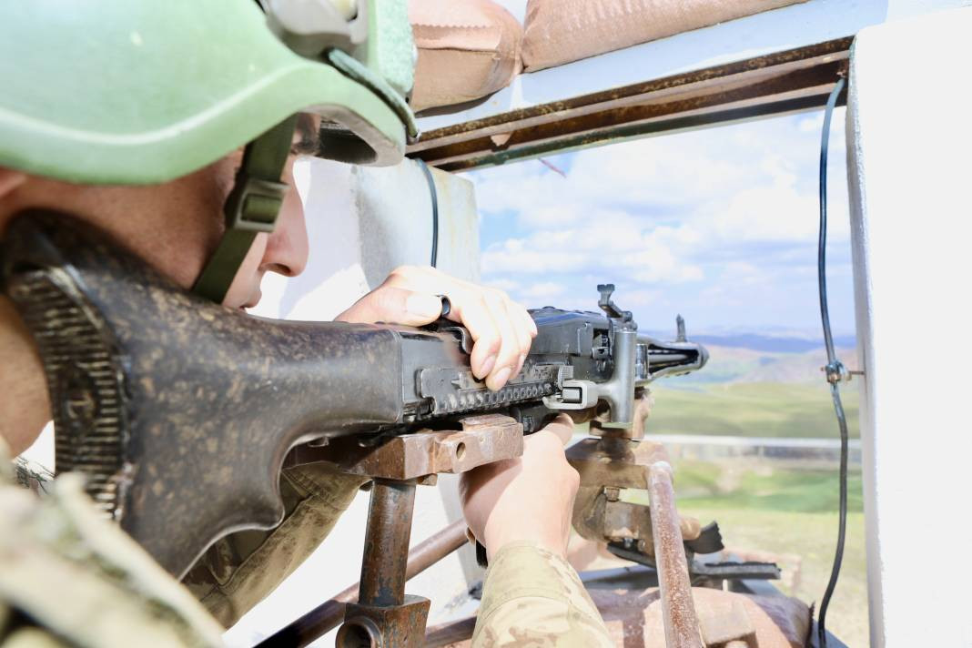 Mehmetçik bayramda da görev başında - Resim: 20