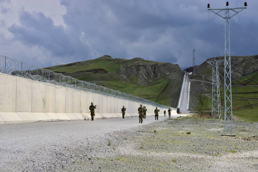 Mehmetçik bayramda da görev başında - Resim: 22