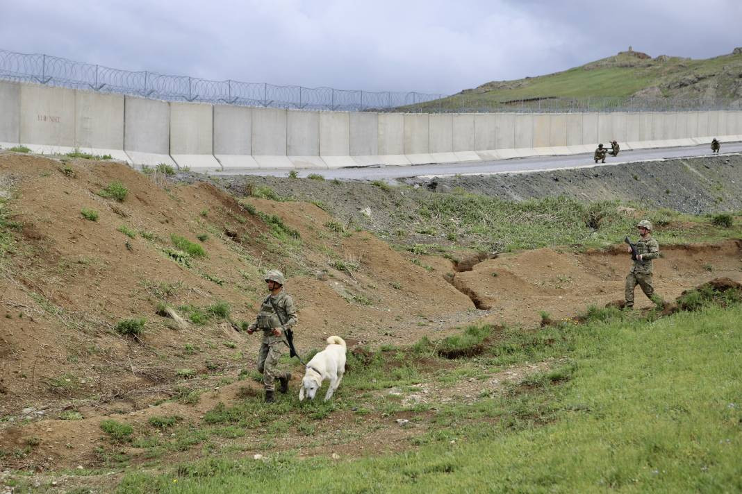 Mehmetçik bayramda da görev başında - Resim: 21