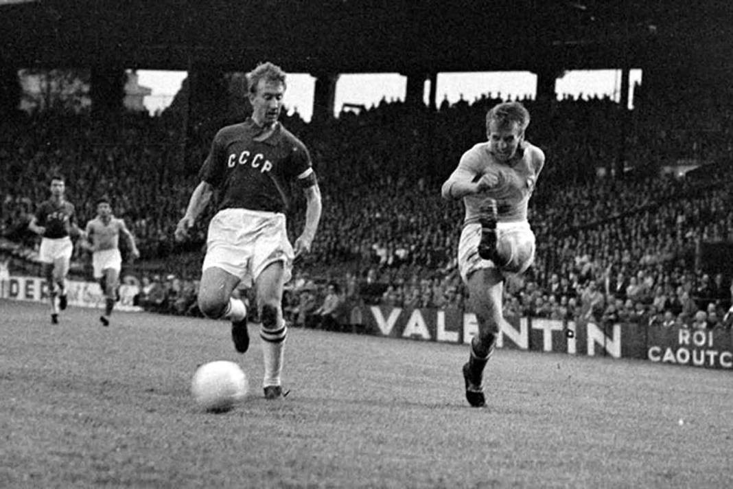 Futbol ve siyaset. Soğuk savaş gölgesinde gerçekleştirilen ilk Avrupa Şampiyonası - Resim: 8