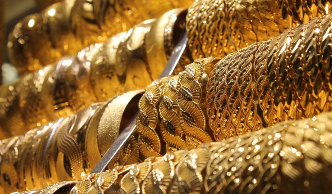 Dev bankadan altınla ilgili yatırımcıları şaşırtacak uyarı - Resim: 1