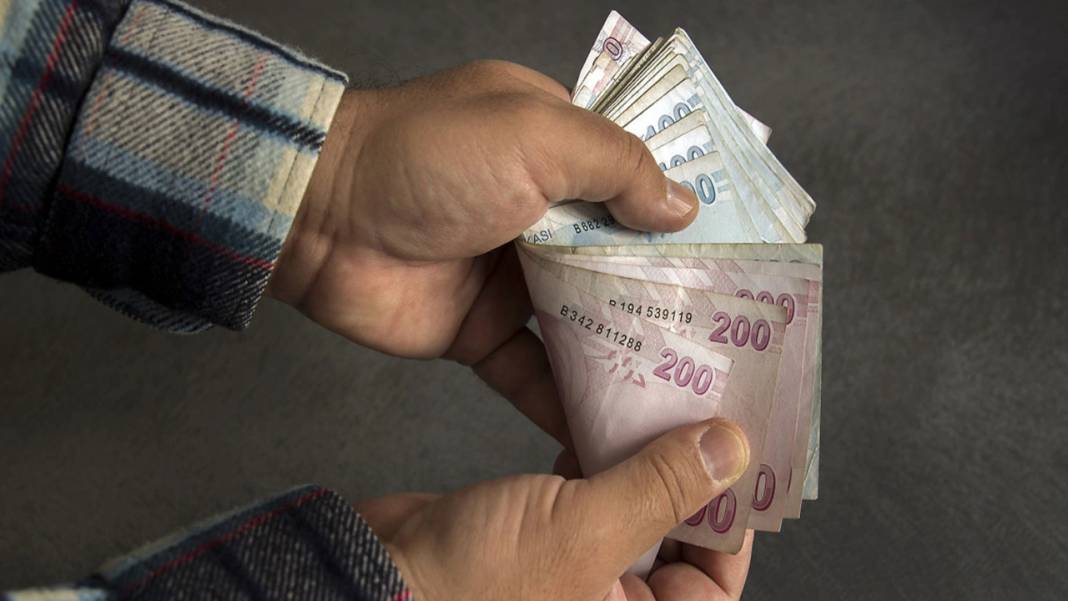 Memura yok memur emeklilerinin durumu farklı. Meslek meslek kesinleşen maaşları - Resim: 12