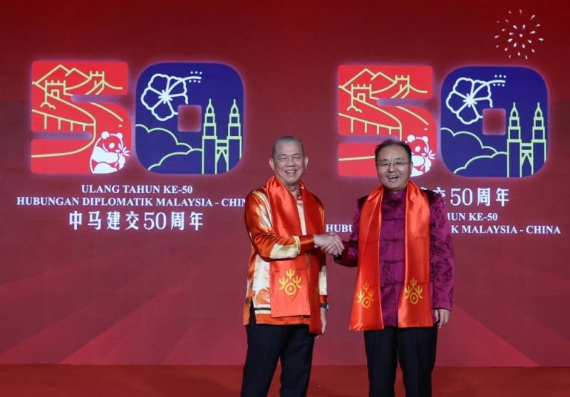 Malezya yeni hatıra pullarını tanıttı - Resim: 1