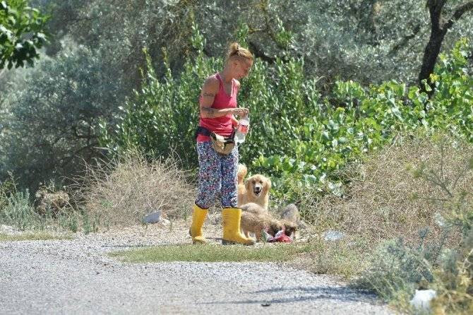 Özlem Tekin bakın nerede ortaya çıktı. İnzivaya çekilmişti - Resim: 11