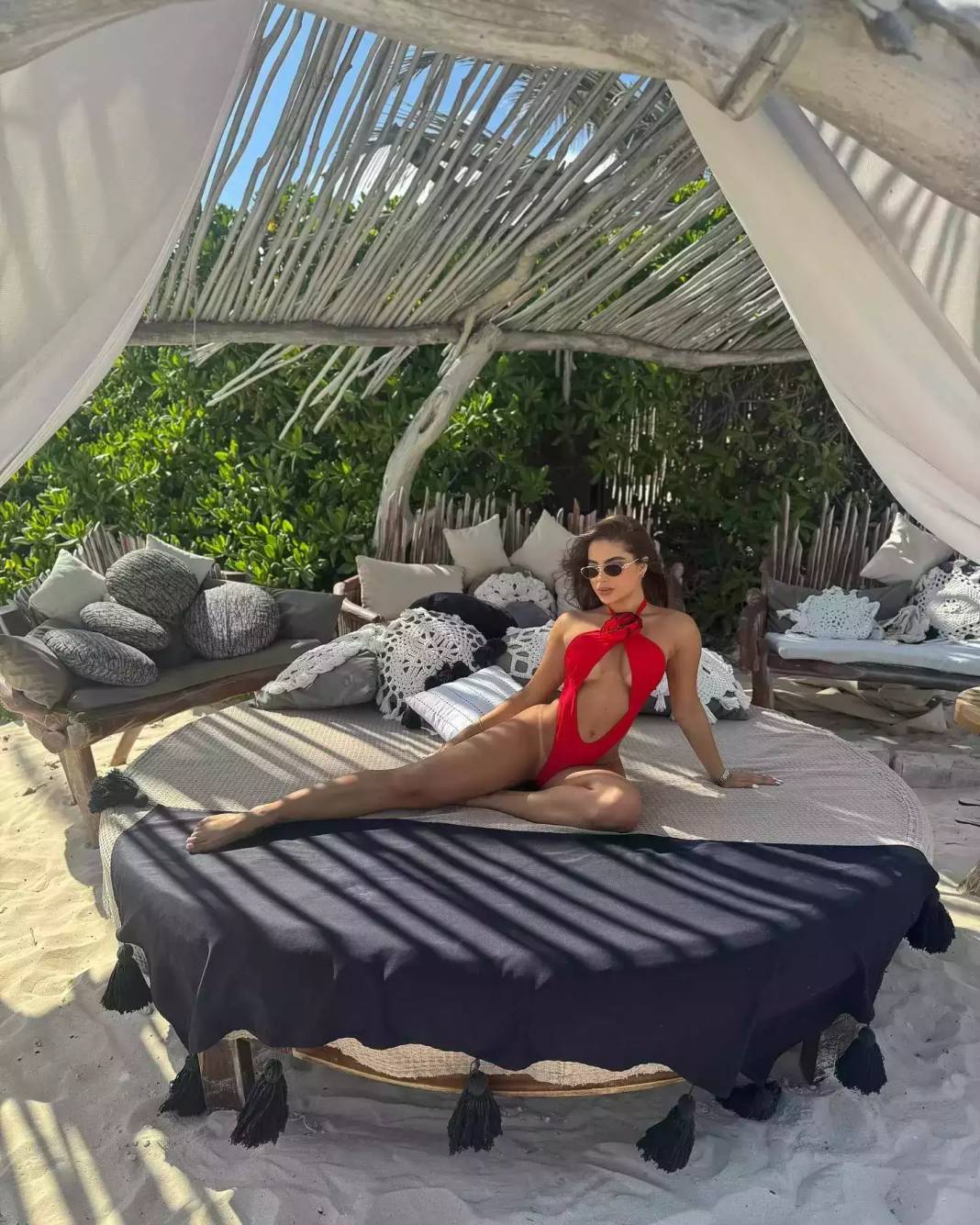 Moda ikonu sıcaklara daha fazla dayanamadı - Resim: 8