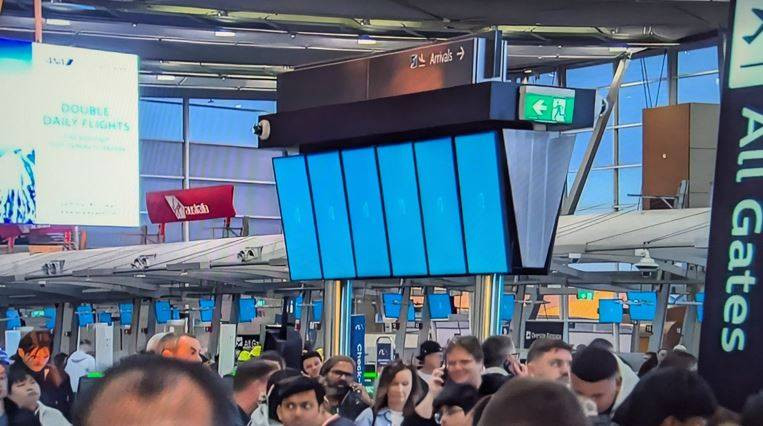 Dünyayı kilitleyen teknoloji krizini aylar önceden bildi. Herkes onu konuşuyor - Resim: 16