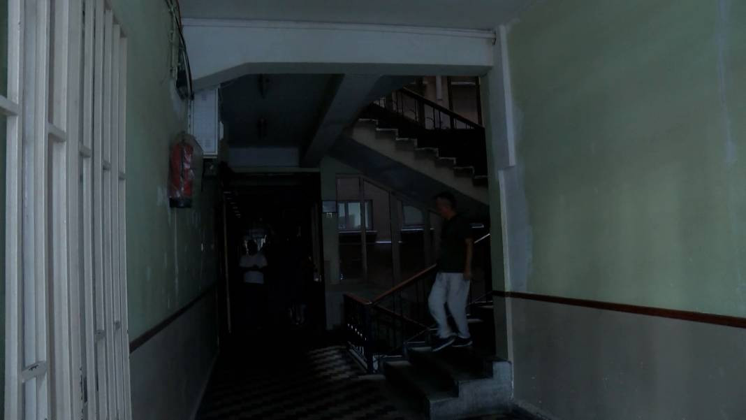 Sultanahmet esnafının elektrik kesintisi isyanı - Resim: 9