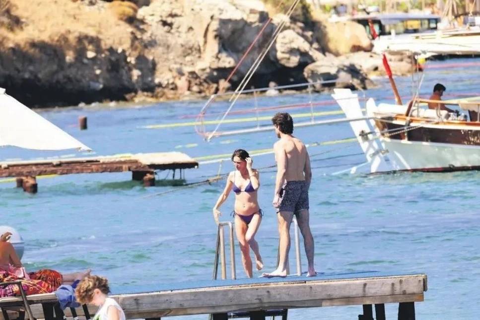 Hande Ataizi’den bikini şovu. Sezonu açtı - Resim: 3