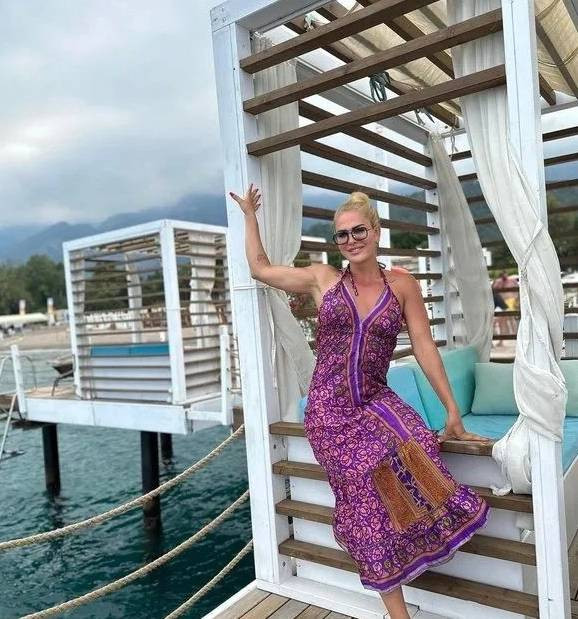 İsimsiz telefon güzel atletin kabusu oldu - Resim: 6