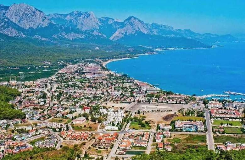 Sinek avlayan turizm esnafı çareyi böyle buldu. Tatilcileri soyulacak soğan görüyorlardı - Resim: 5