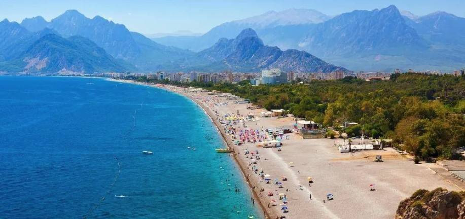 Sinek avlayan turizm esnafı çareyi böyle buldu. Tatilcileri soyulacak soğan görüyorlardı - Resim: 11