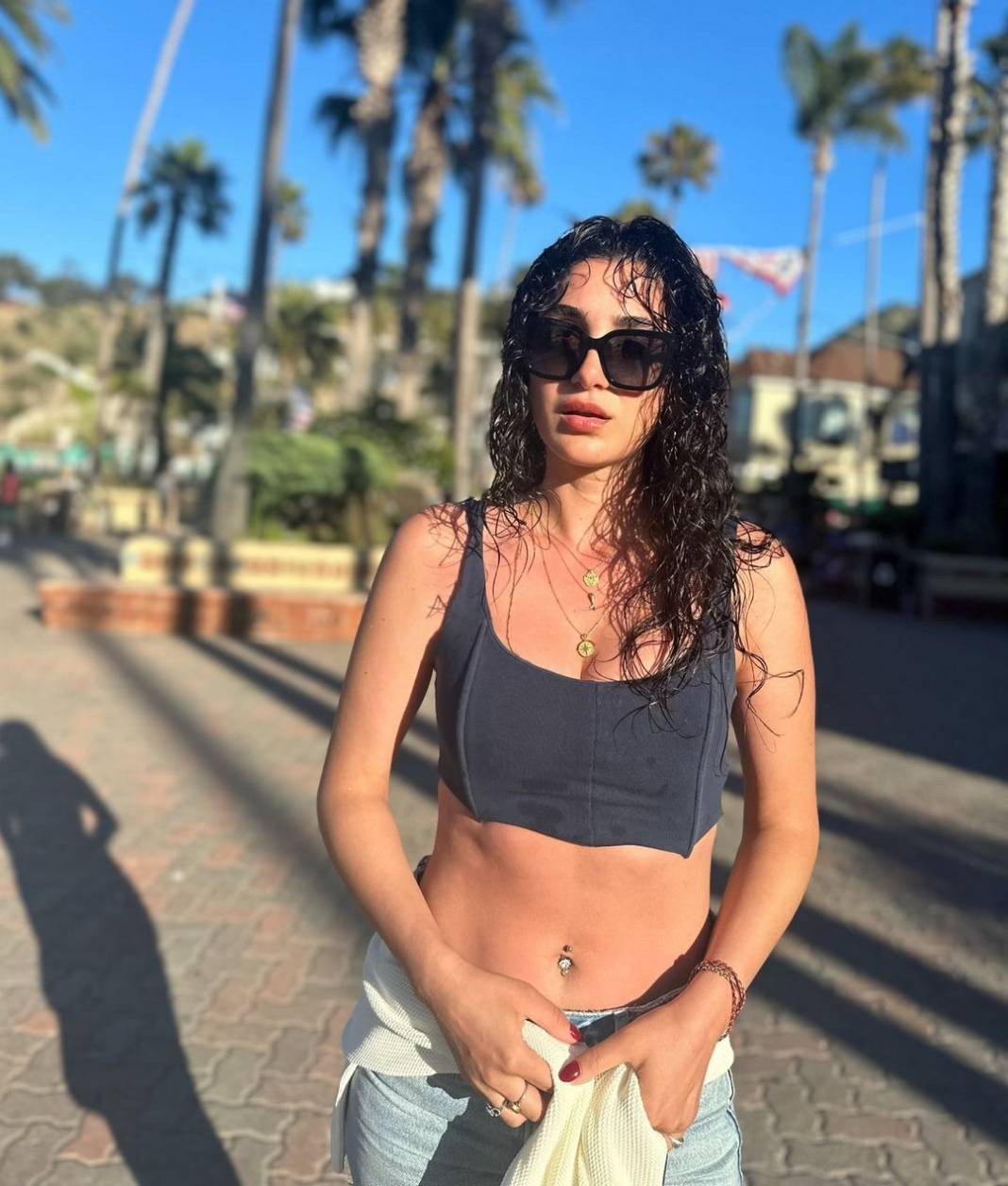 Akasya Durağı'nın Zeyno'sunun son hali ortaya çıktı. Instagram’ı pozlarıyla kasıp kavuruyor - Resim: 2