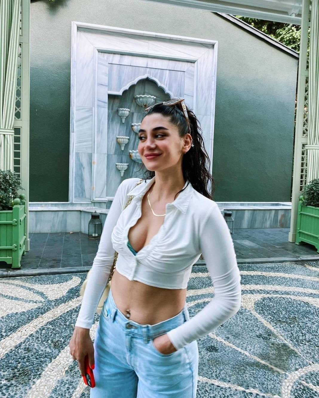 Akasya Durağı'nın Zeyno'sunun son hali ortaya çıktı. Instagram’ı pozlarıyla kasıp kavuruyor - Resim: 11