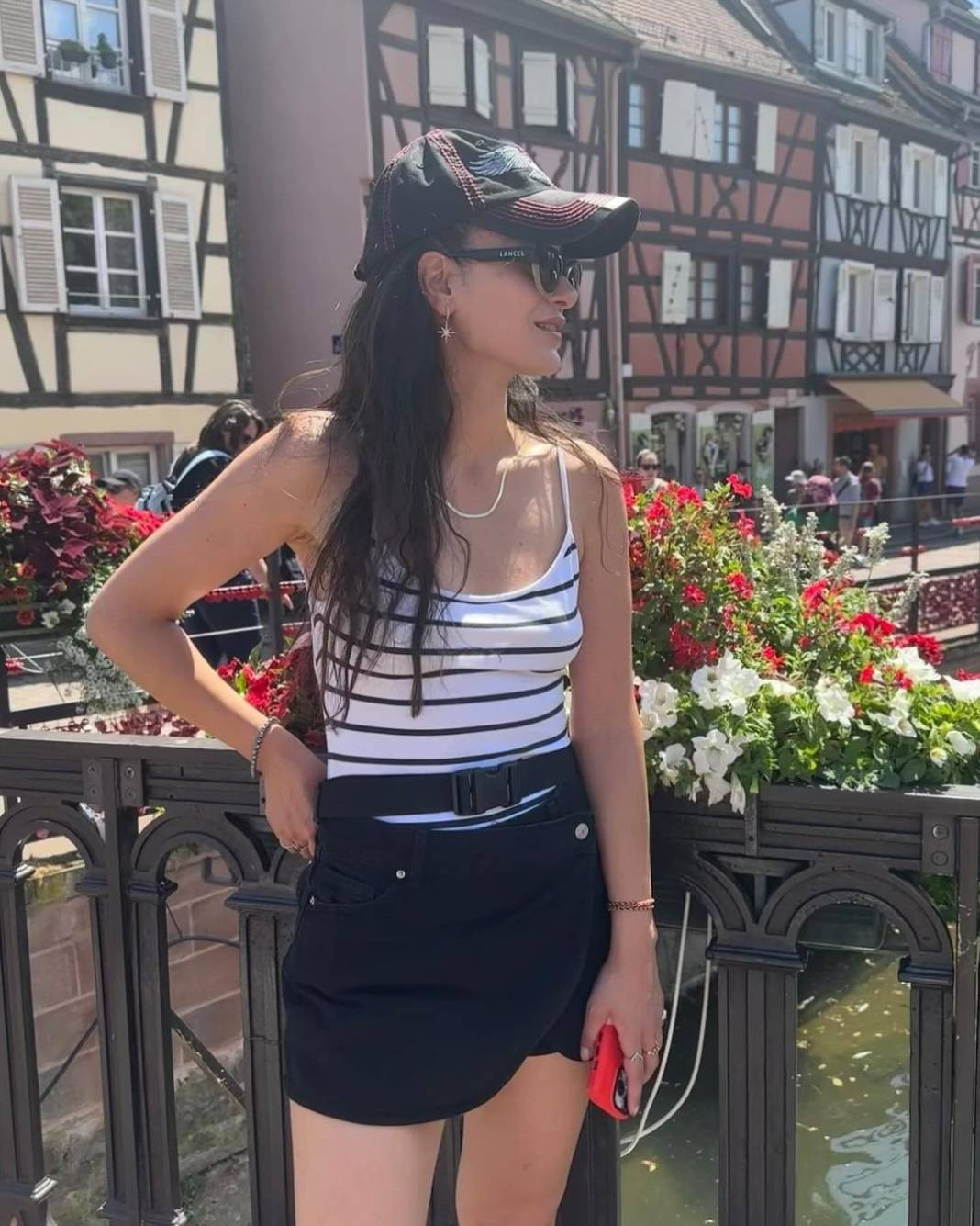 Akasya Durağı'nın Zeyno'sunun son hali ortaya çıktı. Instagram’ı pozlarıyla kasıp kavuruyor - Resim: 14